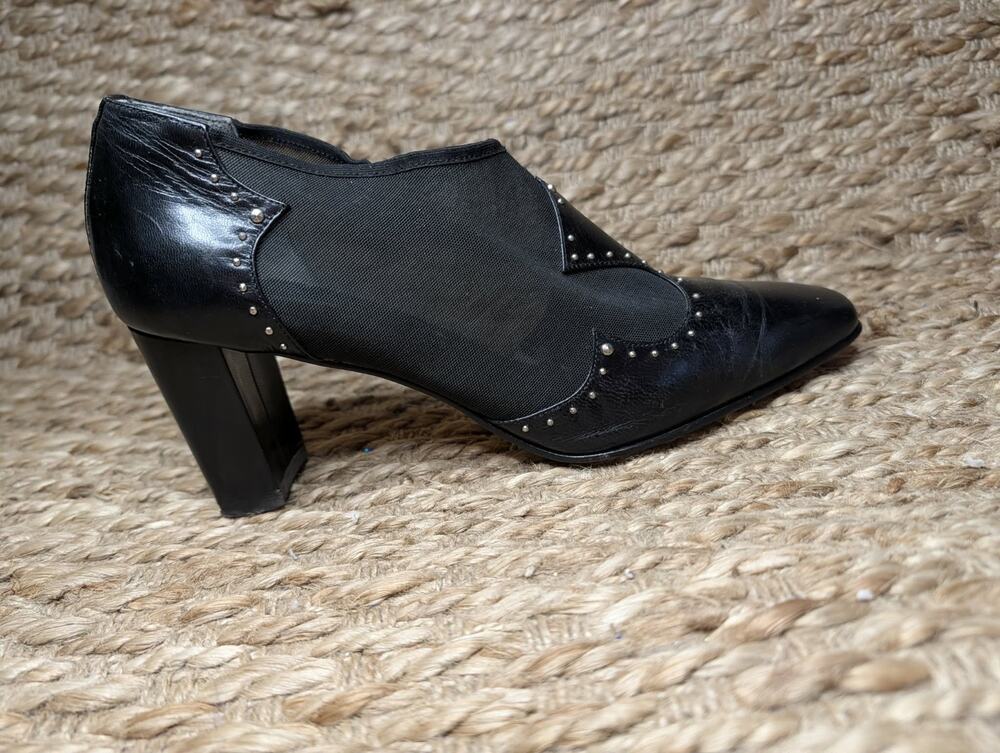 J Renee Womens 10 Black Leather Studded Slip On Block Heel Bootie Western Shoes